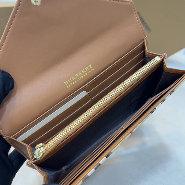 バーバリー財布素材ディテール